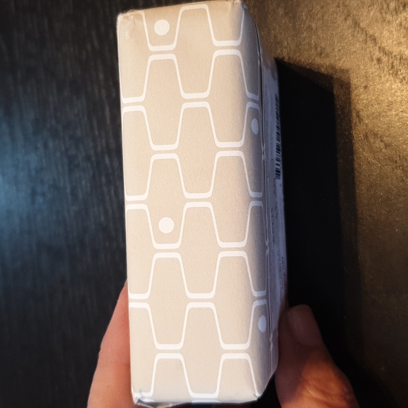 50% OFF WHEN ADDED TO ANOTHER ITEM - NWT London shea butter coconut soap, vegan - Picture 3 of 6